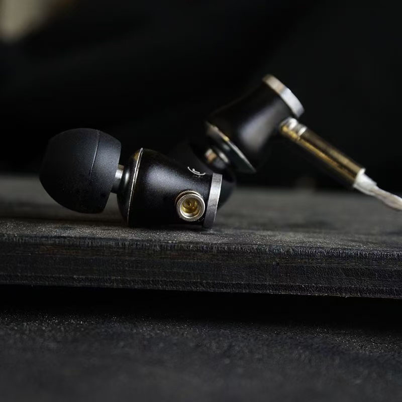 HiFi In-Ear Earbuds MMCX Inter - Wired Earphone Mic recension och pris